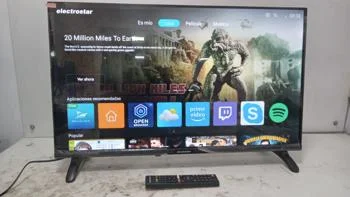 Televisor Led Smart De 32 '' Marca Electrostar Modelo Es-Tl3209 Con Control Usado En Buen Estado Acc 2 Patitas