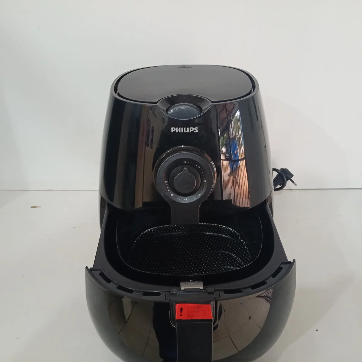 Foto 2 de Fritadora Marca Philips Modelo Hd9218/71 Usado En Buen Estado Acc Con Canastilla