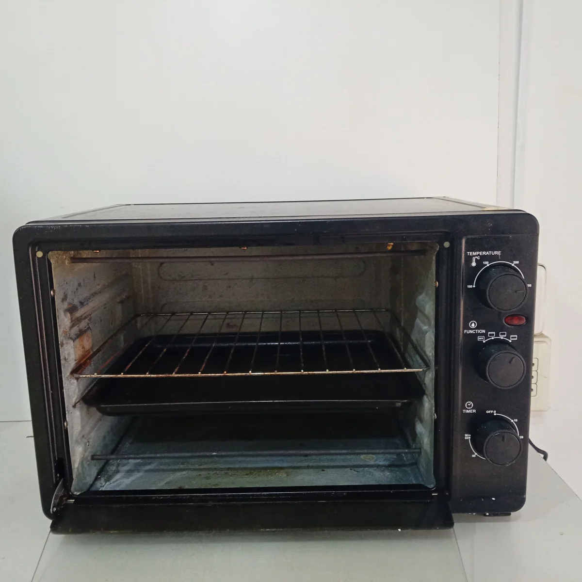 Foto 2 de Horno Marca Agroaceros S.A. Litros 50 Modelo Es-50 Usado En Buen Estado Acc Parrilla Bandeja