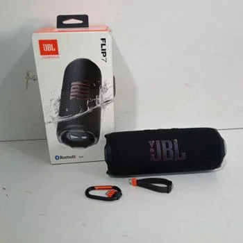 Foto 3 de Speaker Potencia Watts No Tiene Marca Jbl Sin Control Modelo Flip7 Usado En Buen Estado Con Caja Acc No Tiene