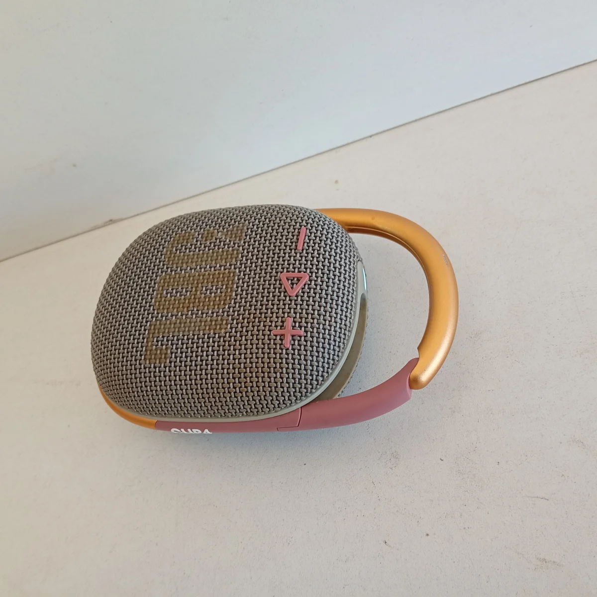 Foto 2 de Speaker Potencia Watts No Tiene Marca Jbl Sin Control Modelo Clip4 Usado En Buen Estado Sin Caja Acc No Tiene