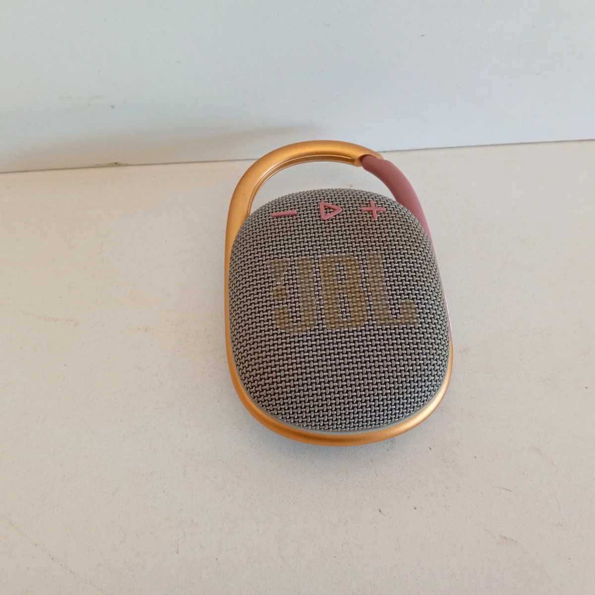 Foto 3 de Speaker Potencia Watts No Tiene Marca Jbl Sin Control Modelo Clip4 Usado En Buen Estado Sin Caja Acc No Tiene