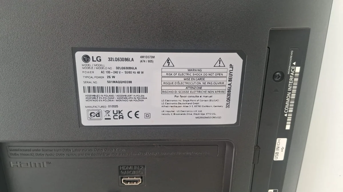 Foto 3 de Televisor Led Smart De 32 '' Marca Lg Modelo 32lq630b6la Con Control Usado En Buen Estado Acc Ent. Usb HdmiPar De Patitas