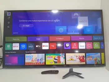 Televisor Led Smart De 55 '' Marca Lg Modelo 55ur8750psa Con Control Usado En Buen Estado Acc Par De Patitas