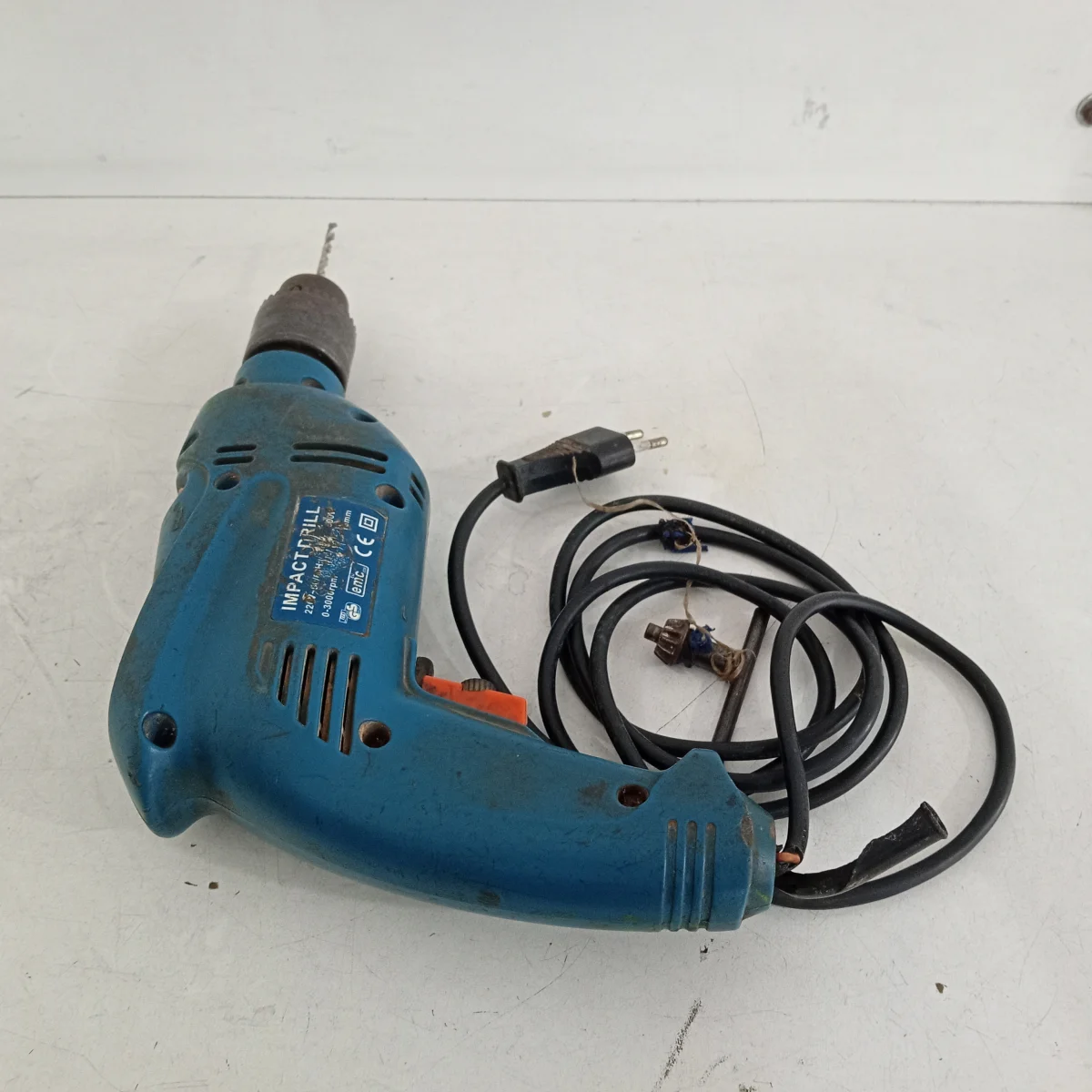 Foto 3 de Taladro Marca Profield Modelo Impac Drill Usado En Buen Estado Acc 1 Mecha Llave