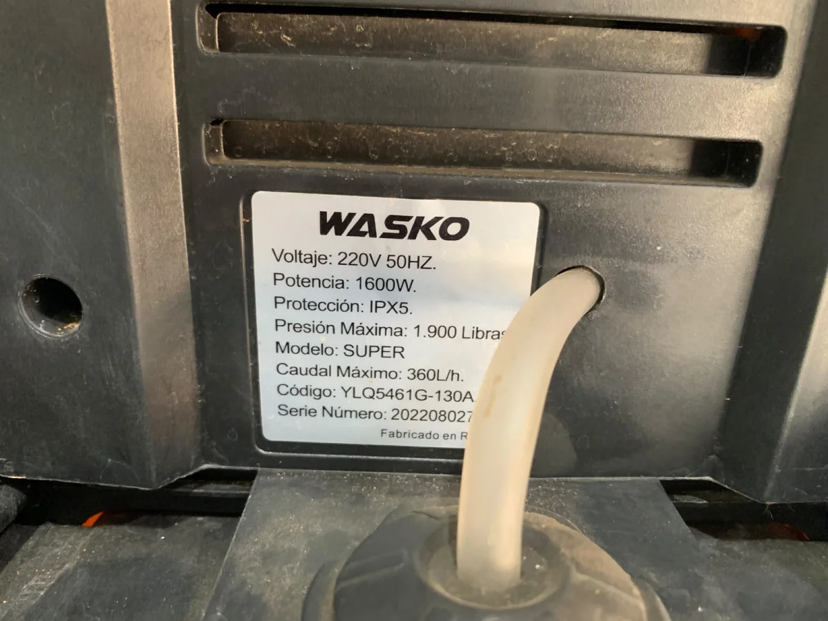 Foto 5 de Hidro Lavadora Marca Wasko Modelo Super Usado En Buen Estado Acc C/MangueraC/PicoC/PistolaC/Jabonera