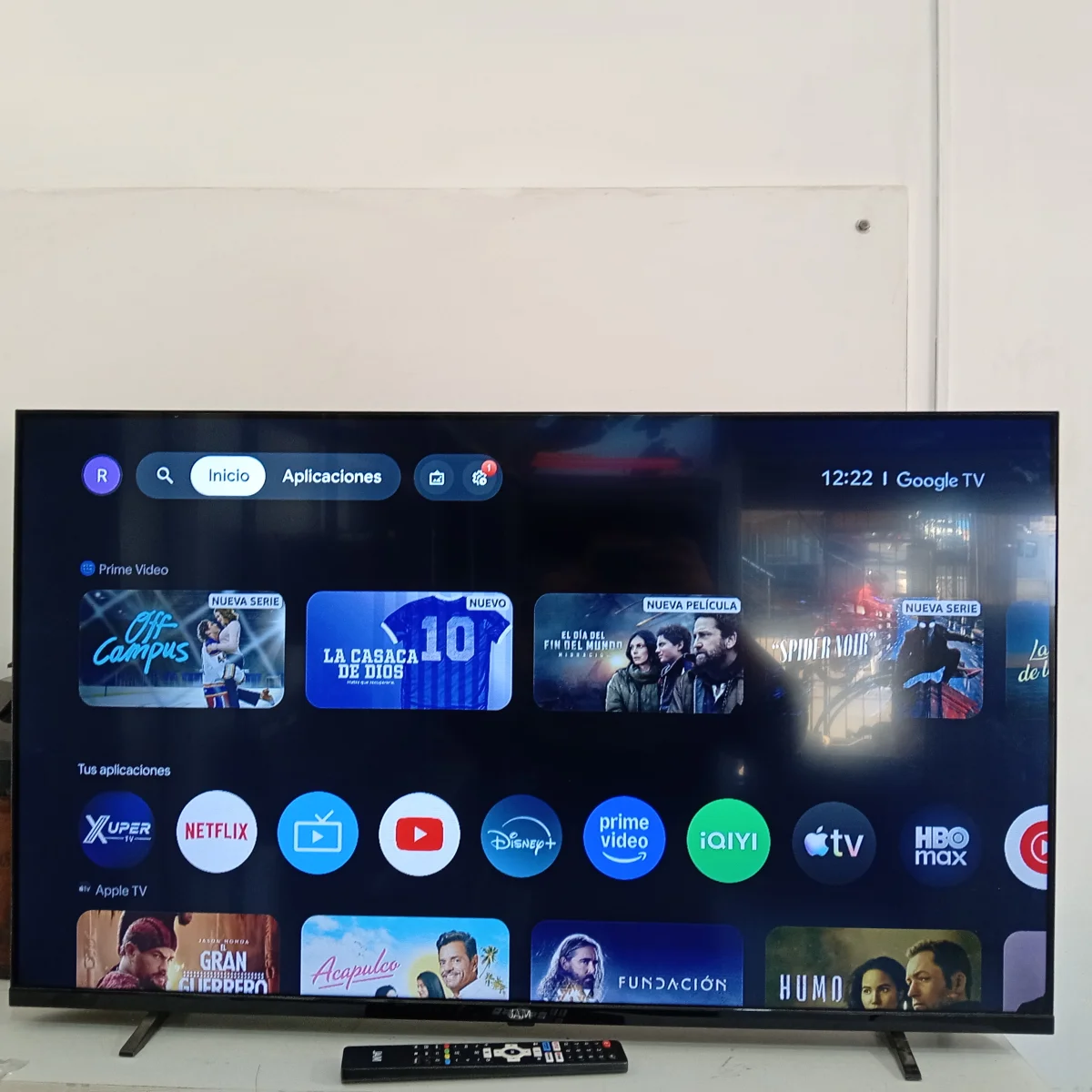Televisor Led Smart De 43 '' Marca Jam Modelo Ultrasgtm-43gfs Con Control Usado En Buen Estado Acc No Tiene
