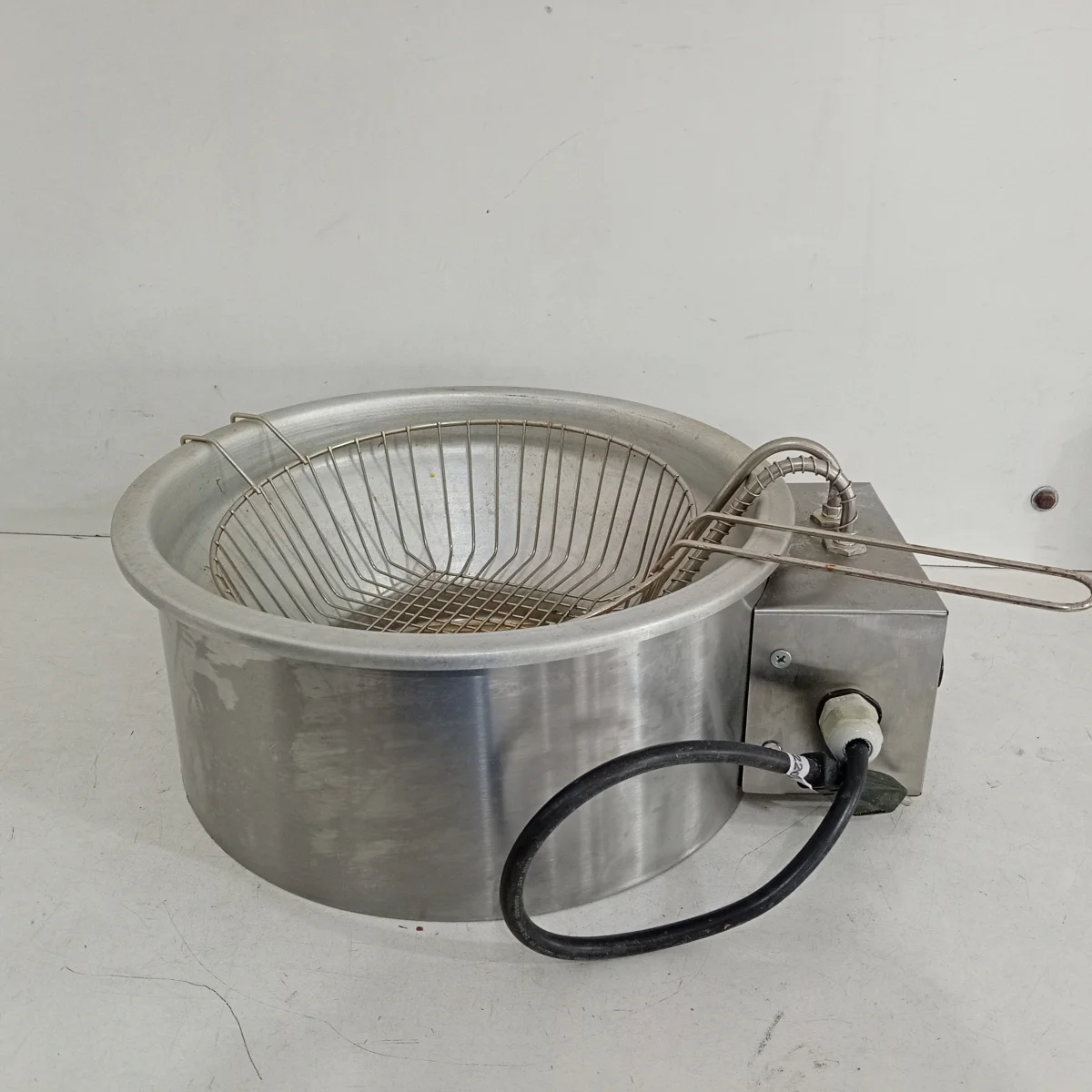 Fritadora Marca Crown Modelo Es-Fe0301 Usado En Buen Estado Acc No Tiene