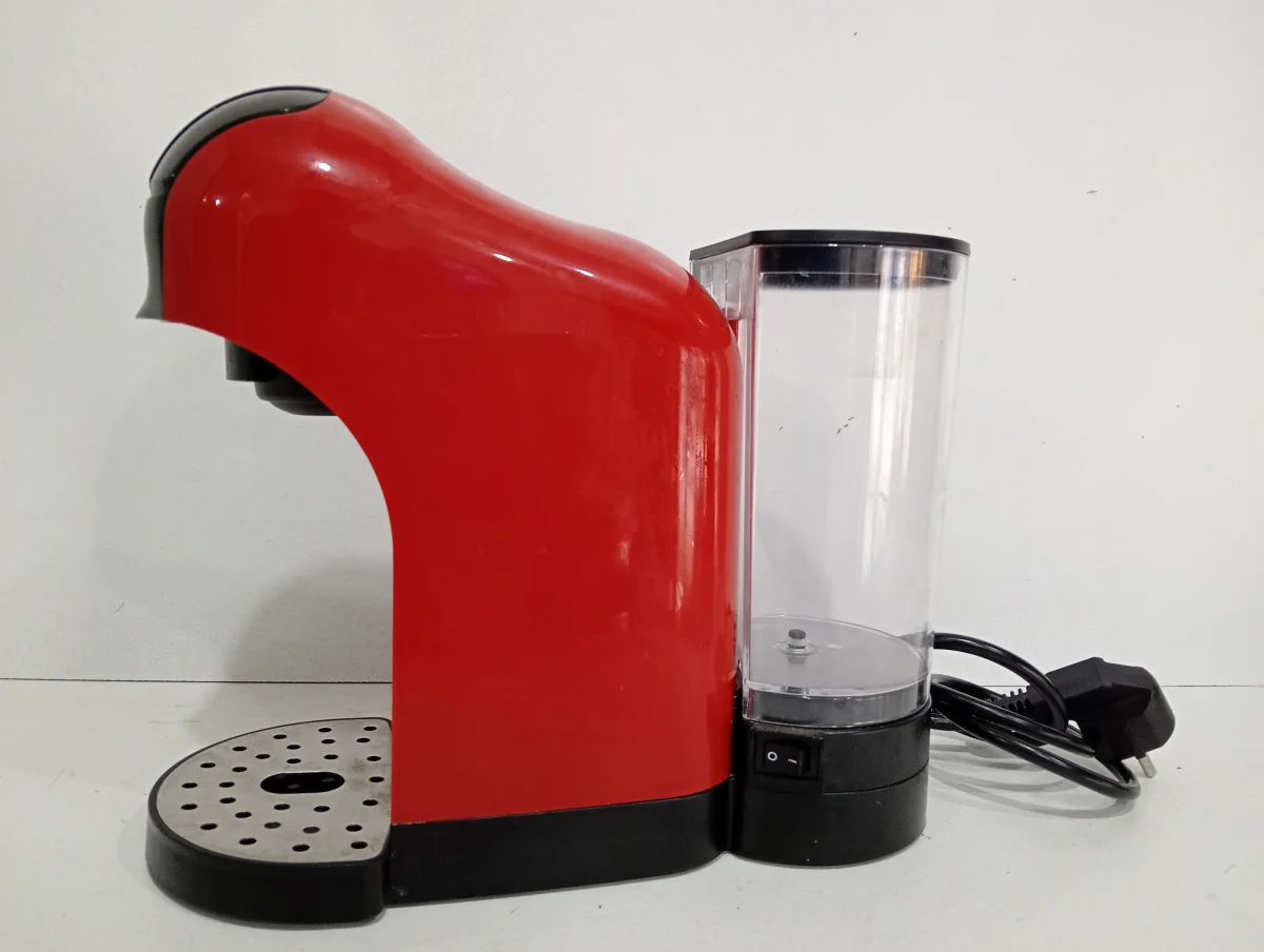 Foto 2 de Cafetera Marca Nappo 3 En 1 Multicapsulas Modelo Nec-183 Usado En Buen Estado Acc C/Recipiente De Agua