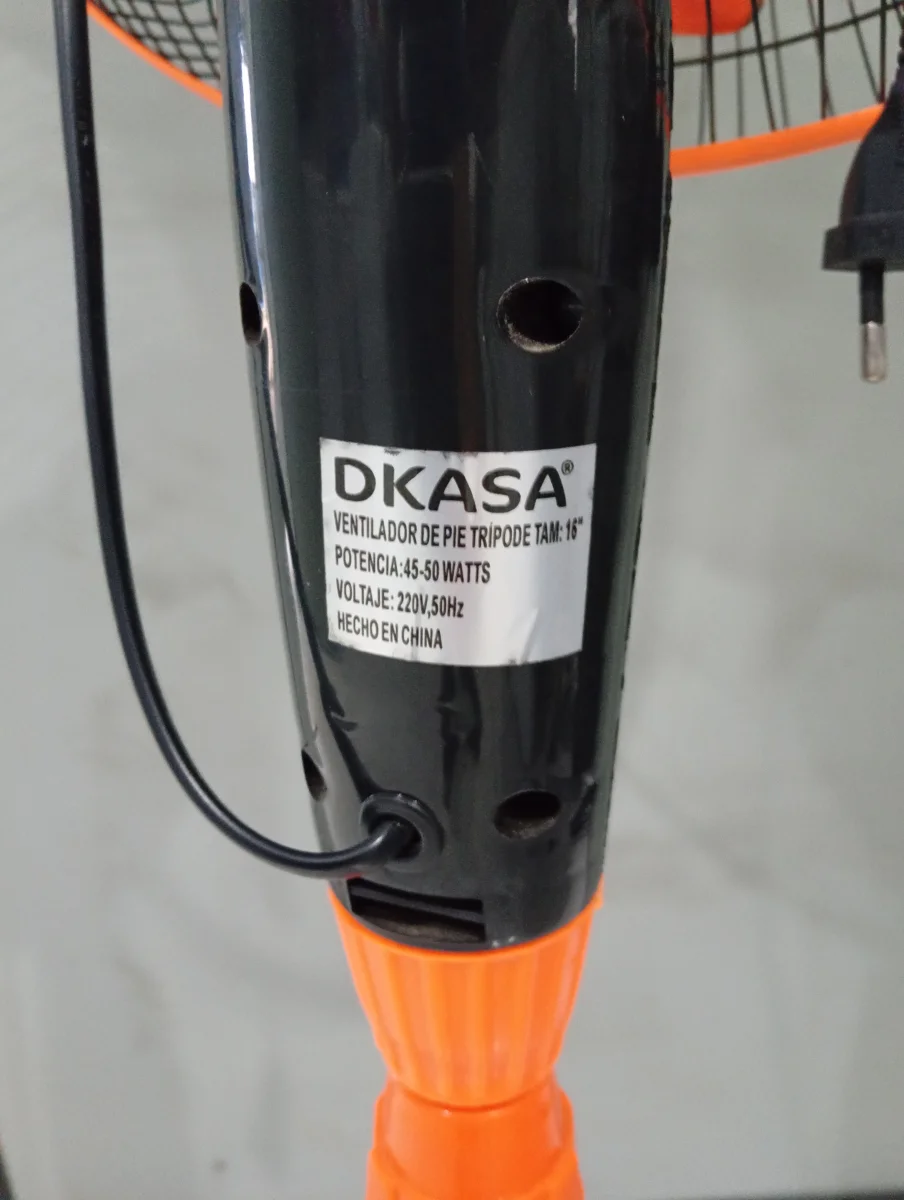 Foto 3 de Ventilador 33 Velocidades Marca Dkasa Modelo Usado En Buen Estado Acc No Tiene