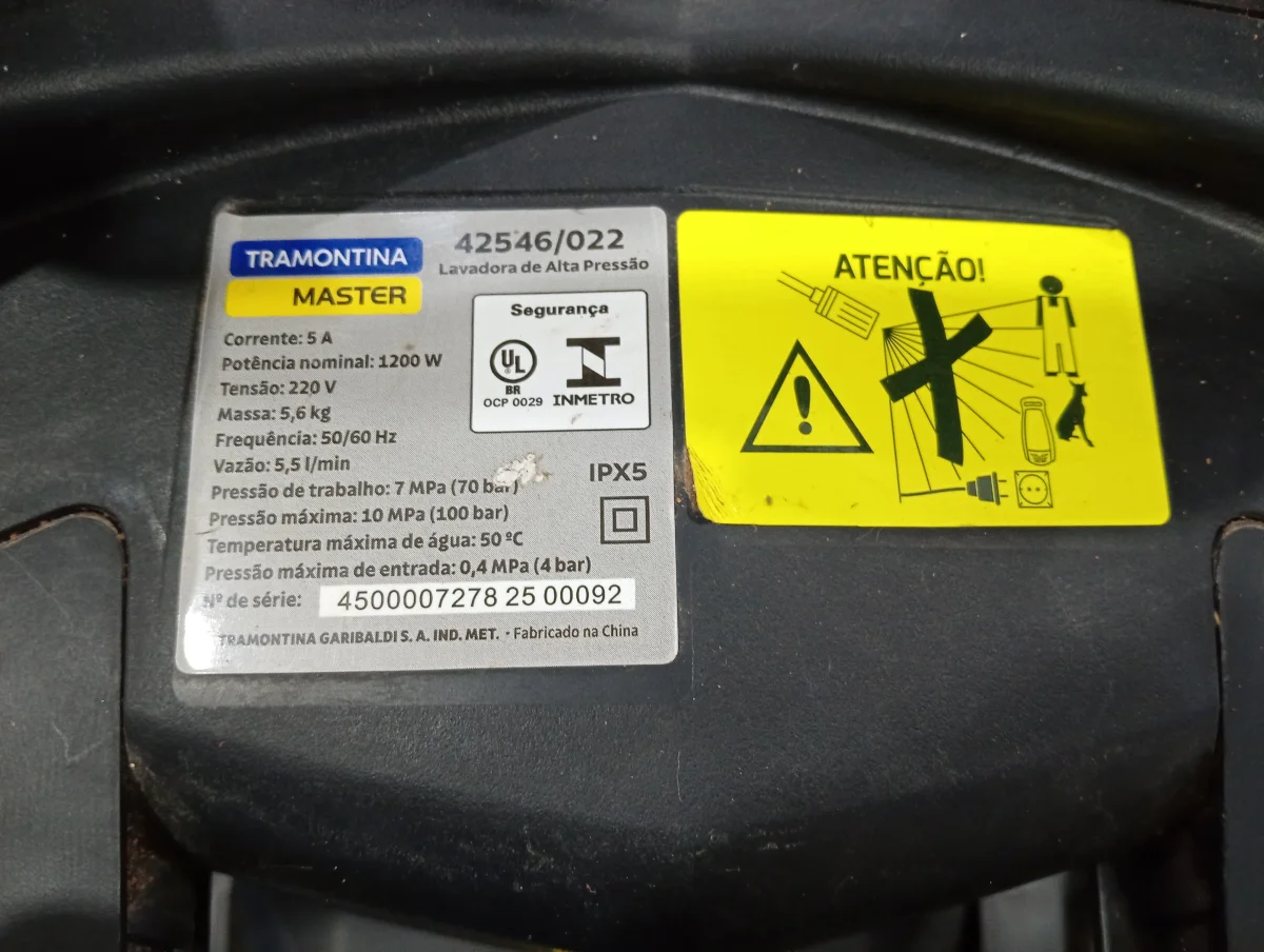 Foto 5 de Hidro Lavadora Marca Tramontina Modelo 42546/022 Usado En Buen Estado Acc C/PistolaC/Manguera