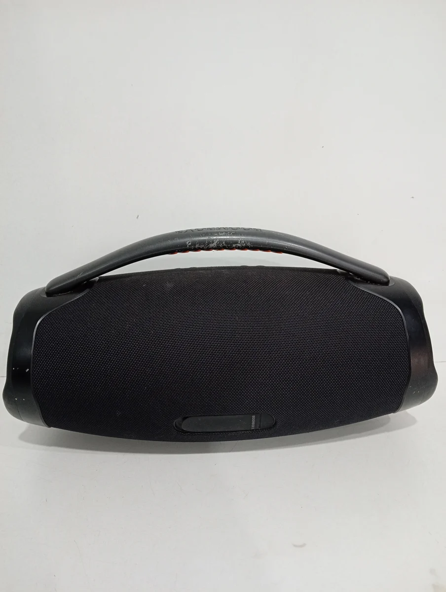 Foto 2 de Parlante Portatil Marca Jbl Modelo Boombox 3 Usado En Buen Estado Con No Tiene Acc C/Cable Power
