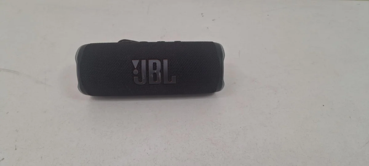 Speaker Potencia Watts 2 Marca Jbl Sin Control Modelo Flip 6 Usado En Buen Estado Sin Caja Acc BtColgante